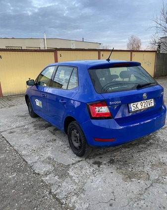 Skoda Fabia cena 24500 przebieg: 270000, rok produkcji 2019 z Katowice małe 121